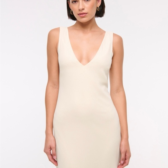 Abercrombie Plunge Godet Maxi Dress | Size Small | Altered | Warm Beige - Picture 2 of 9